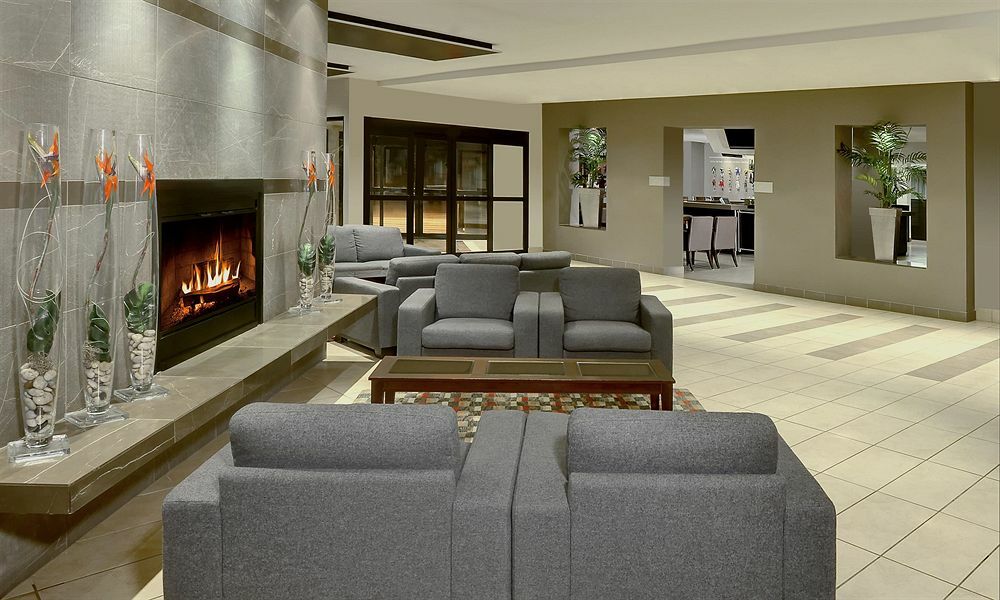 Отель Courtyard By Marriott Toronto Mississauga/Meadowvale Экстерьер фото